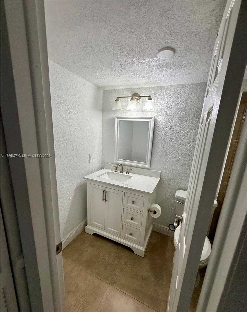Small Image of 9493 SOUTH WEST 76TH ST #L3, Miami Number 11