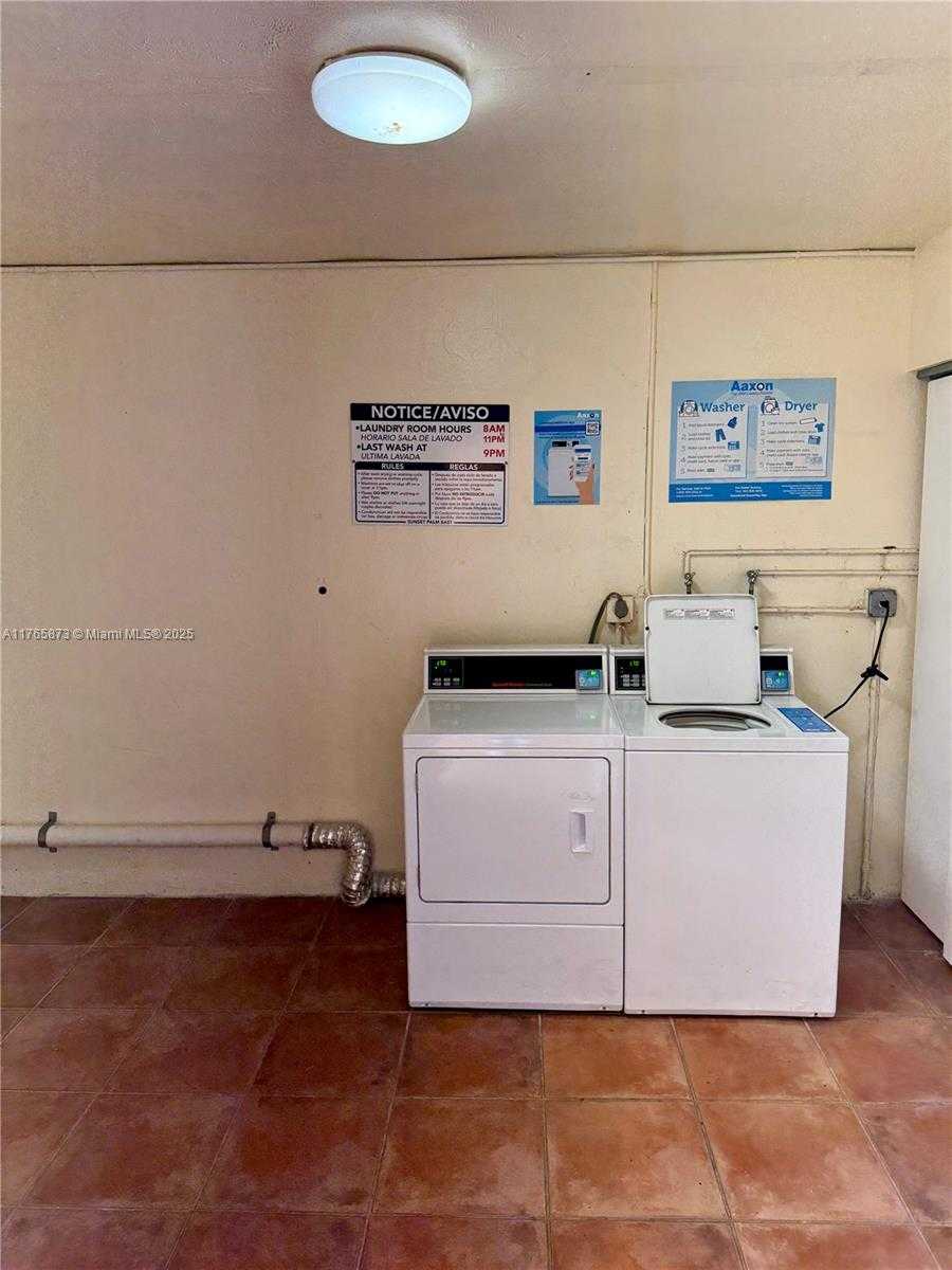 Small Image of 9493 SOUTH WEST 76TH ST #L3, Miami Number 15
