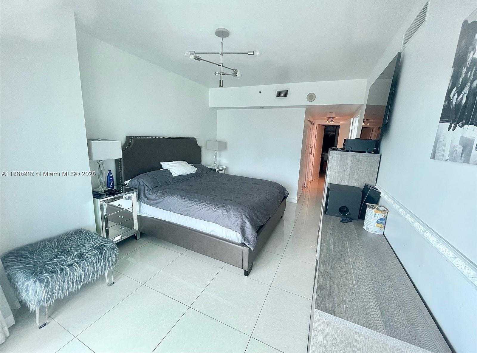 Small Image of 350 SOUTH MIAMI AVE #3602, Miami Number 12