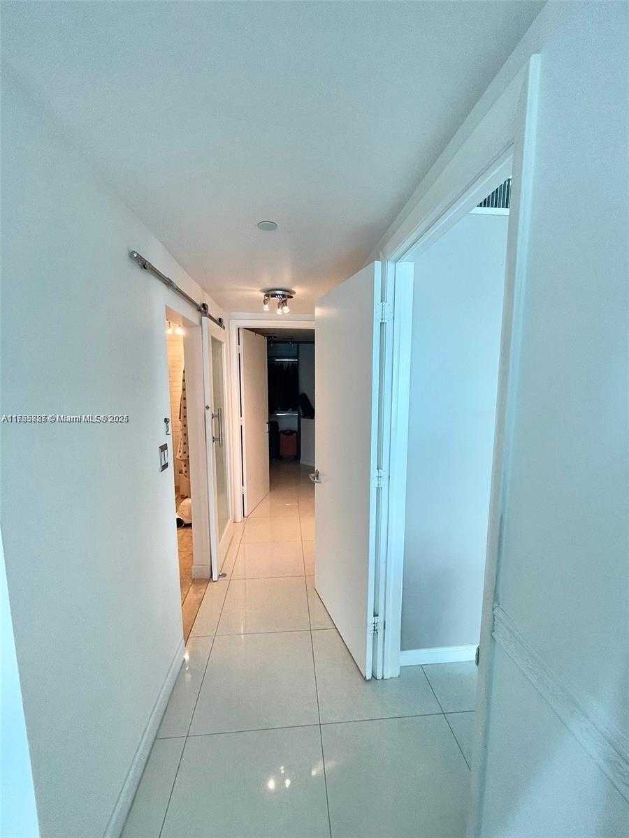Small Image of 350 SOUTH MIAMI AVE #3602, Miami Number 14