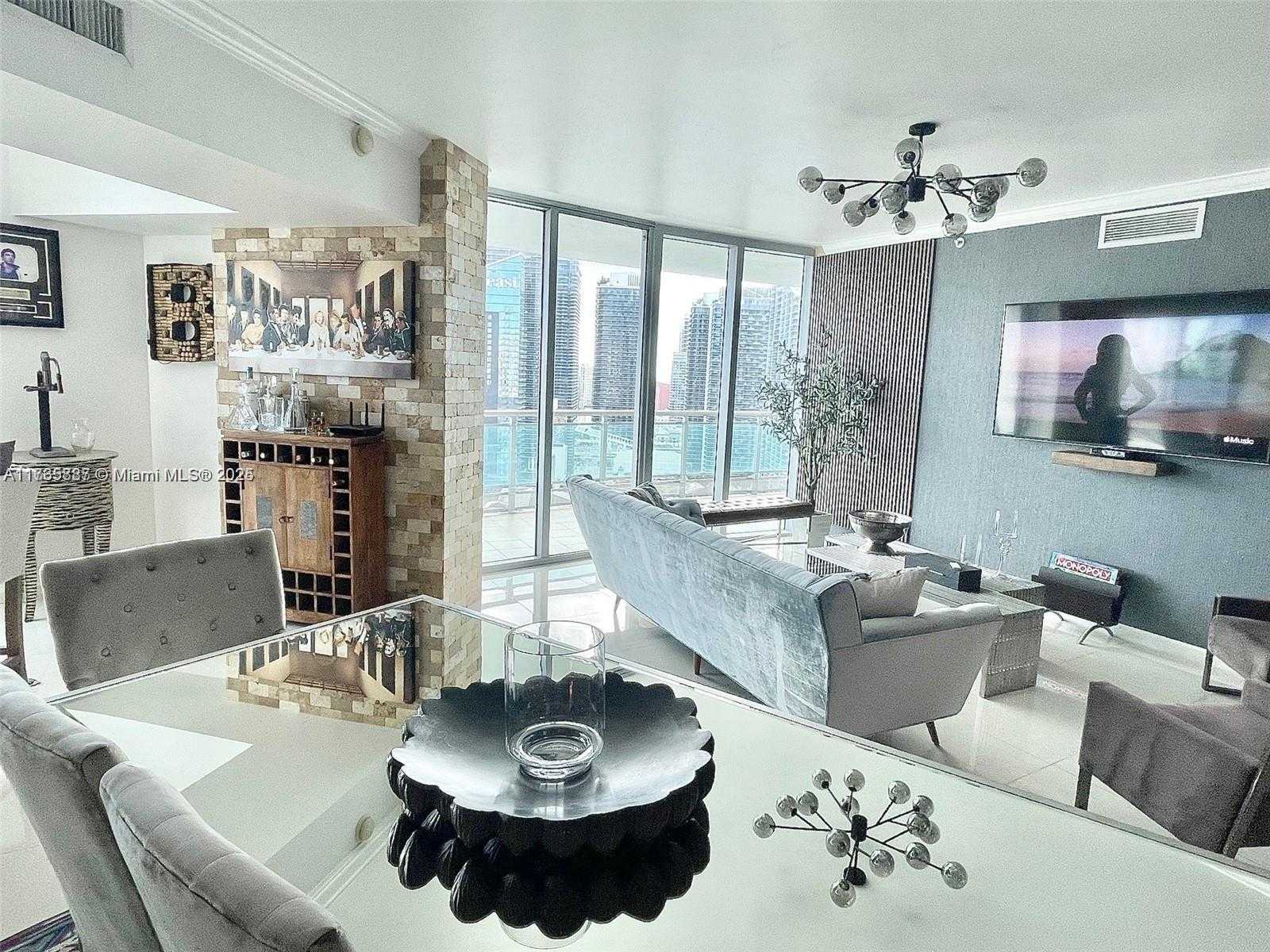 Small Image of 350 SOUTH MIAMI AVE #3602, Miami Number 18