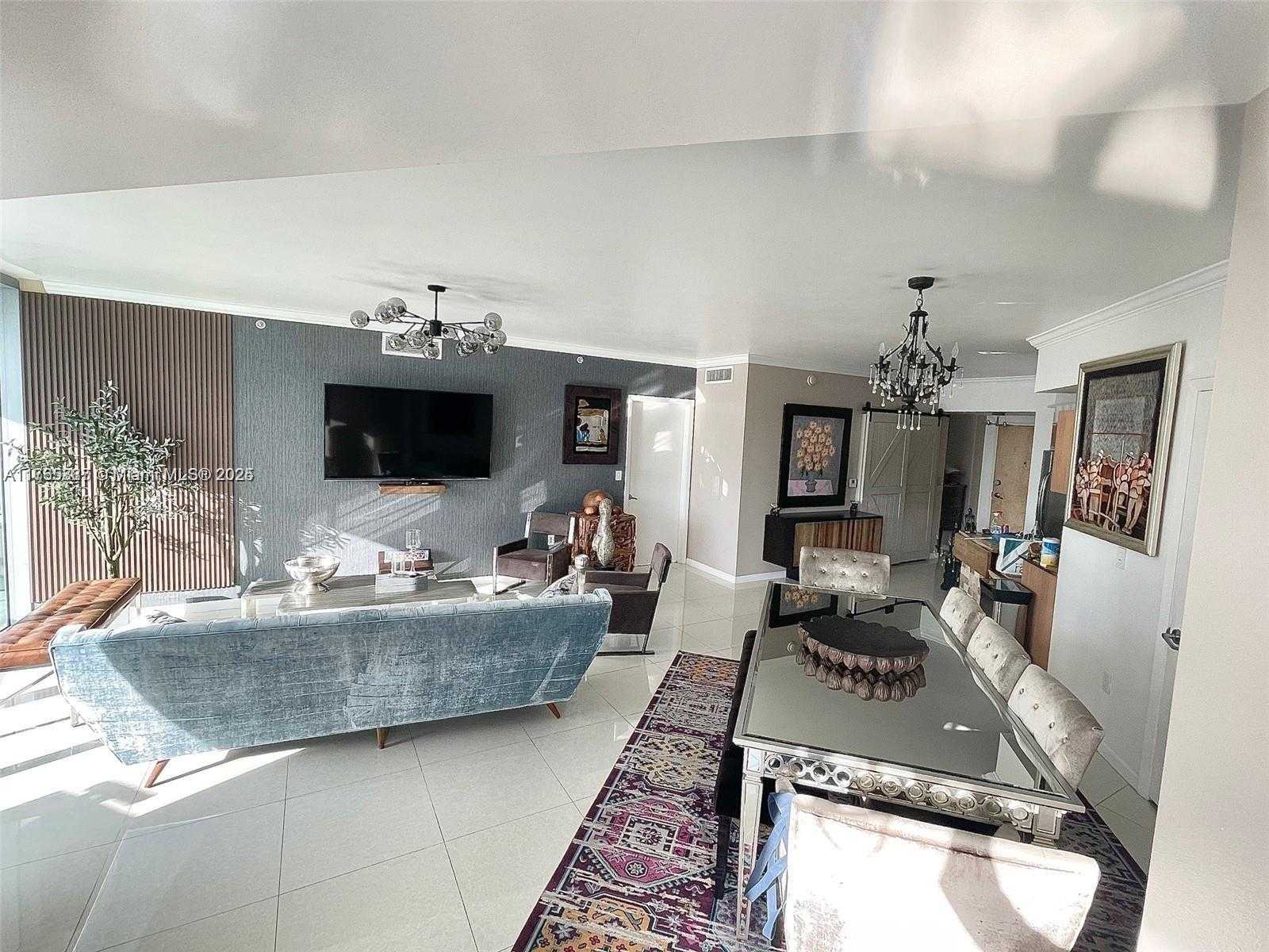 Small Image of 350 SOUTH MIAMI AVE #3602, Miami Number 4