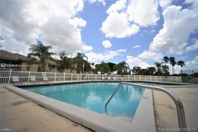 Small Image of 16339 MALIBU DR #22, Weston Number 13