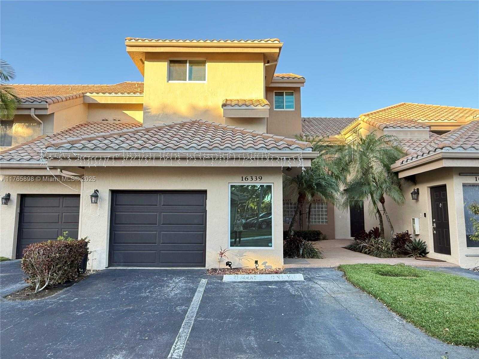 Small Image of 16339 MALIBU DR #22, Weston Number 2