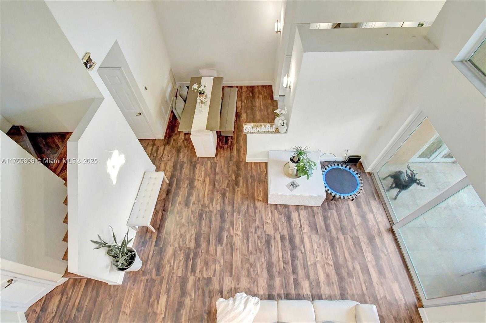 Small Image of 16339 MALIBU DR #22, Weston Number 31