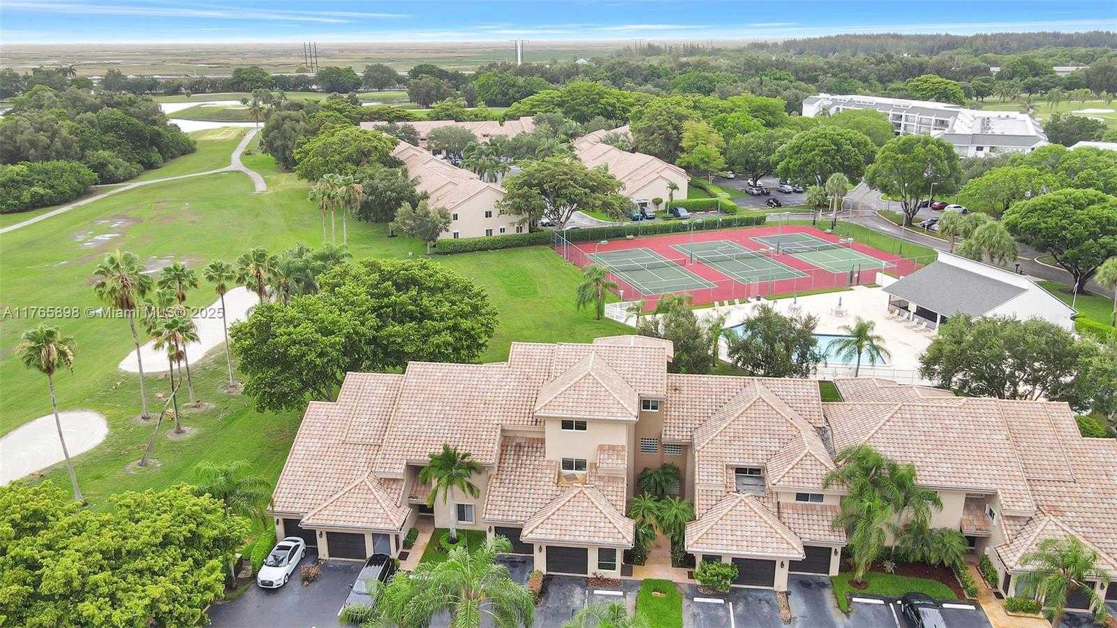 Small Image of 16339 MALIBU DR #22, Weston Number 52