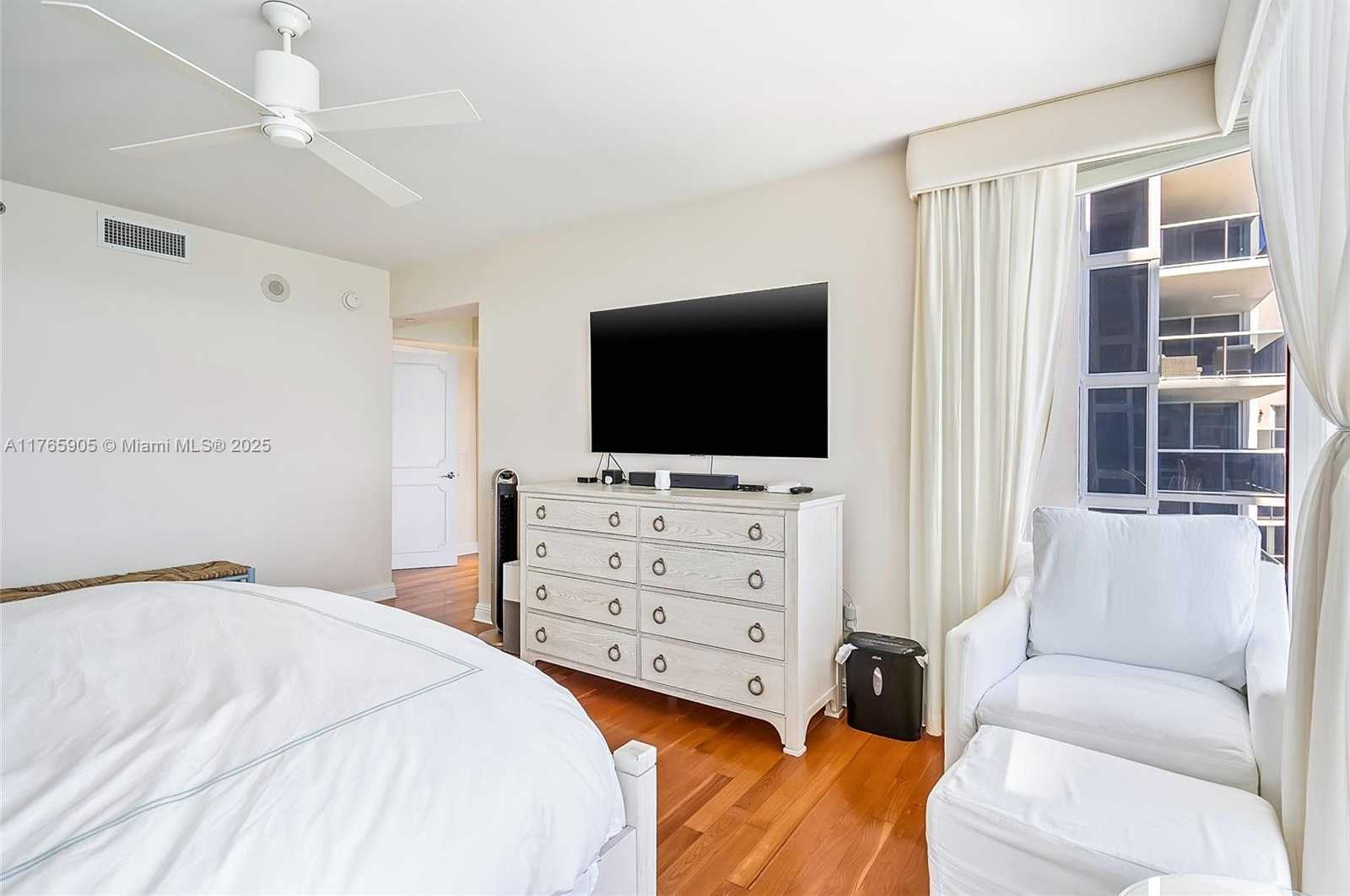Small Image of 19111 COLLINS AVE #2705, Sunny Isles Beach Number 22