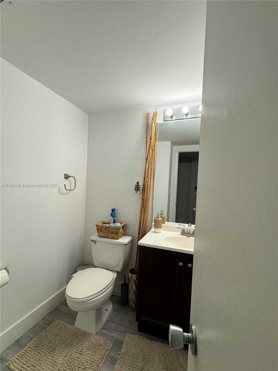 Small Image of 19380 COLLINS AVE #410, Sunny Isles Beach Number 18