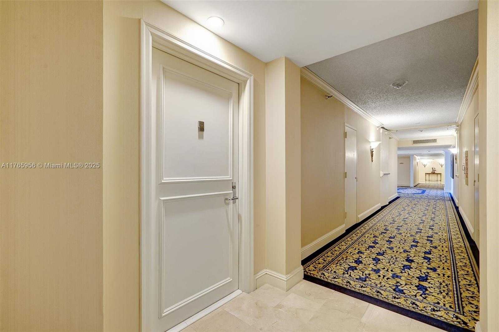 Small Image of 3530 MYSTIC POINTE DR #2903, Aventura Number 2