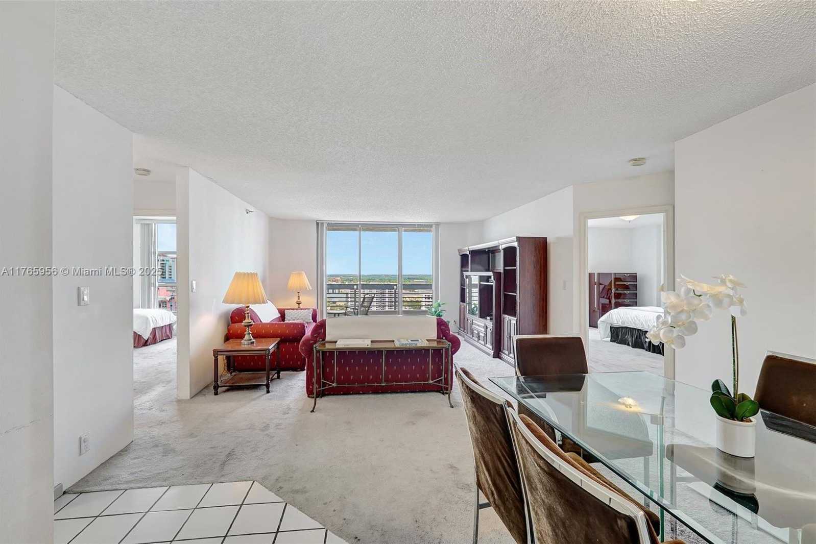 Small Image of 3530 MYSTIC POINTE DR #2903, Aventura Number 3