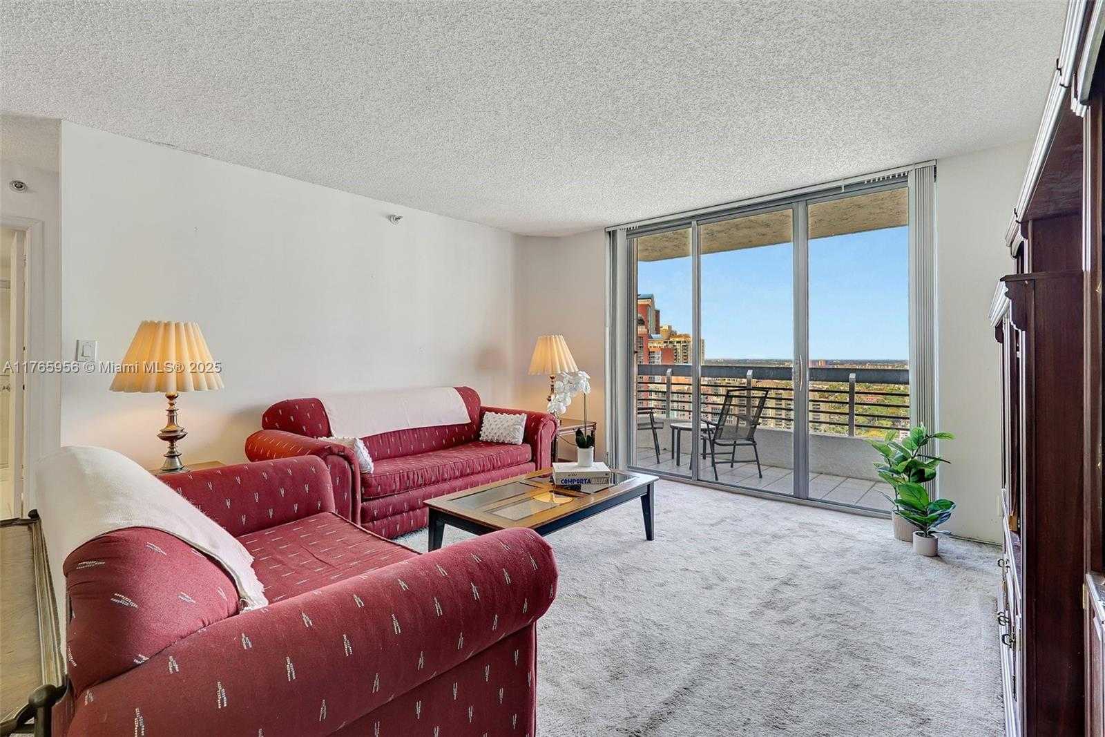 Small Image of 3530 MYSTIC POINTE DR #2903, Aventura Number 5