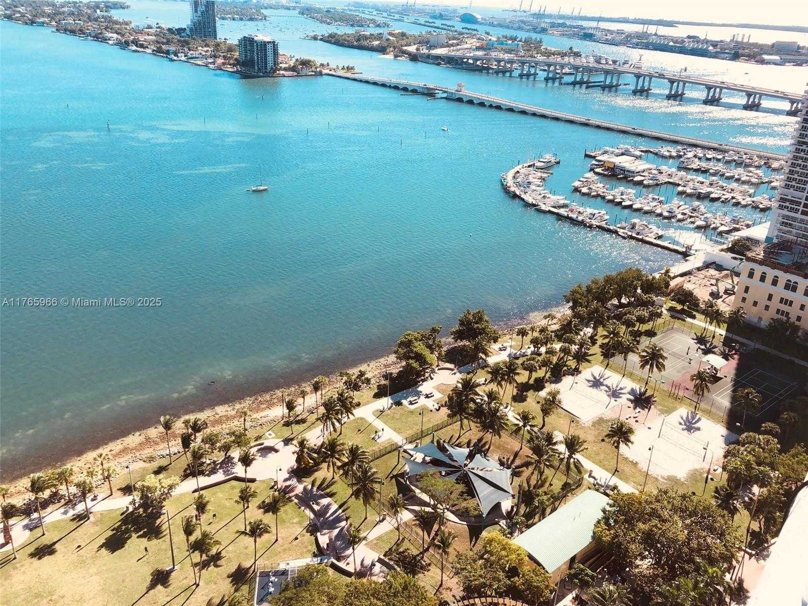 Small Image of 1800 NORTH BAYSHORE DR #3205, Miami Number 11