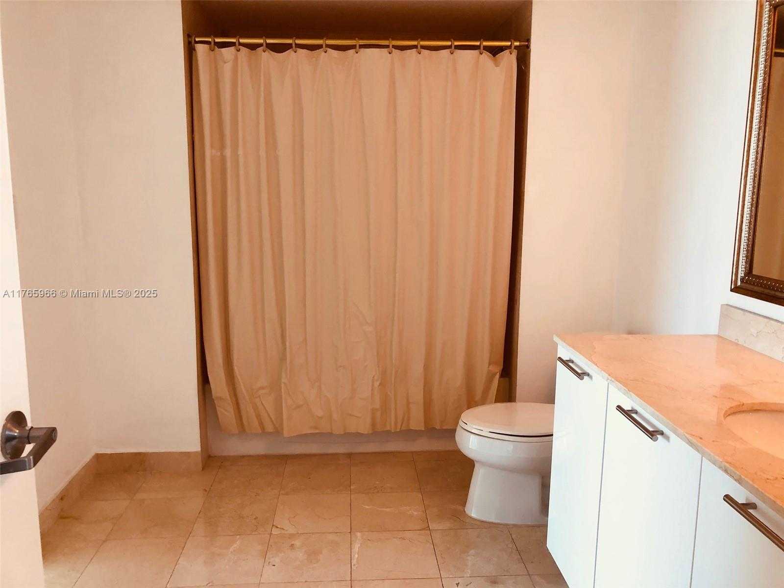 Small Image of 1800 NORTH BAYSHORE DR #3205, Miami Number 17