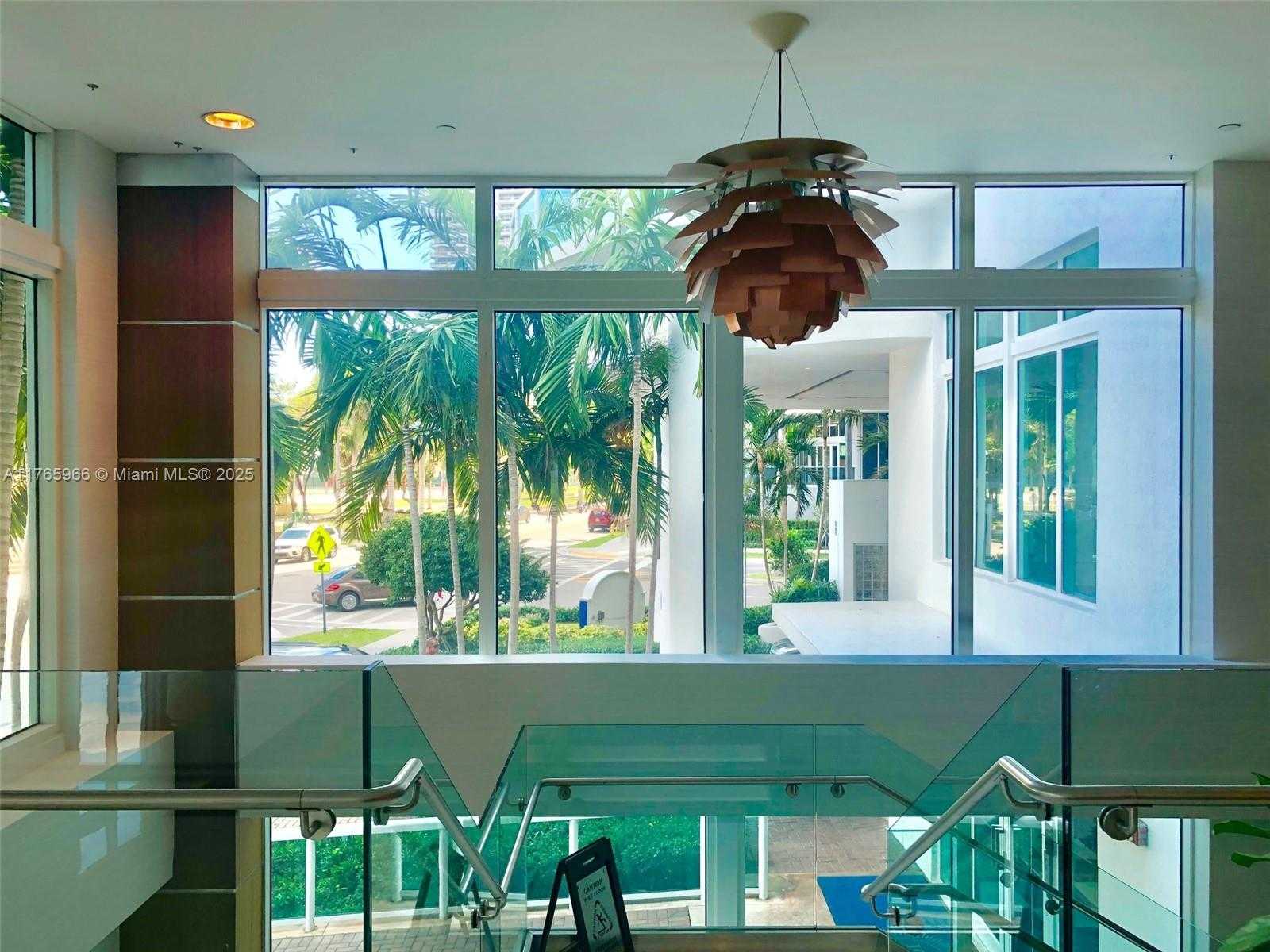 Small Image of 1800 NORTH BAYSHORE DR #3205, Miami Number 30