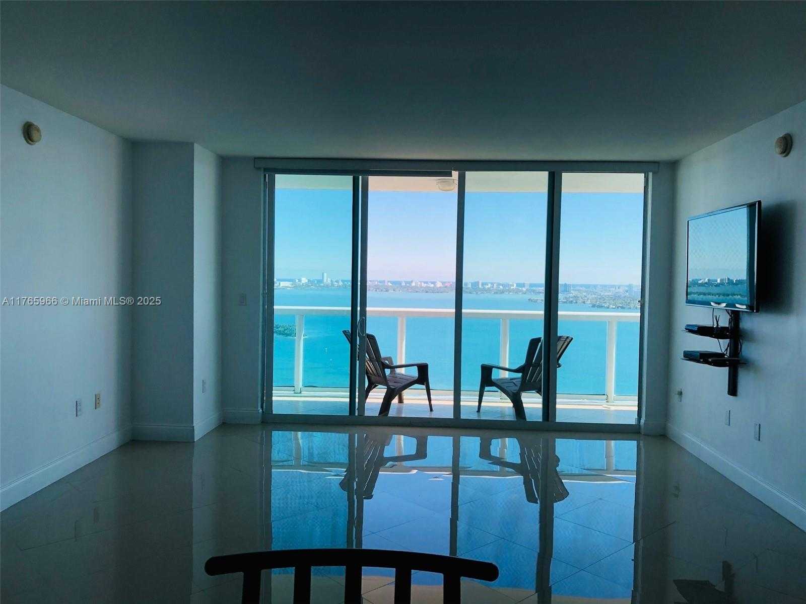 Small Image of 1800 NORTH BAYSHORE DR #3205, Miami Number 6