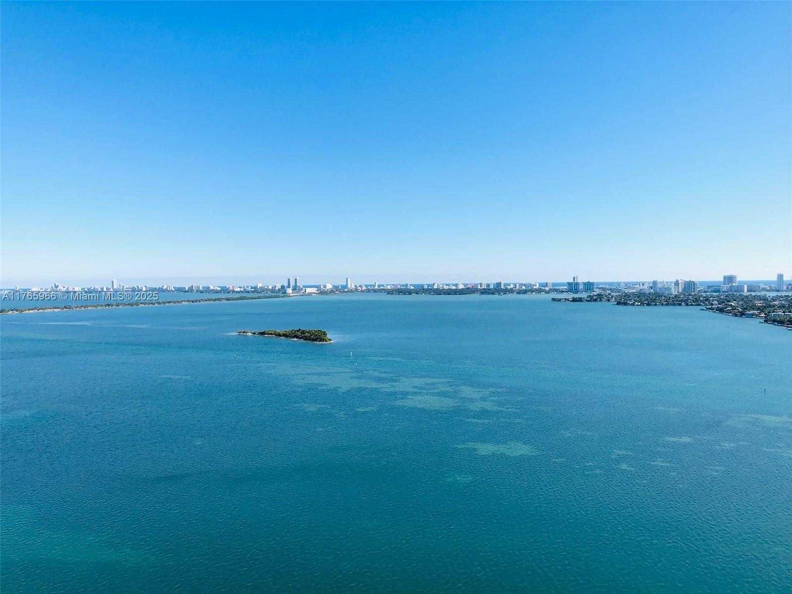 Small Image of 1800 NORTH BAYSHORE DR #3205, Miami Number 9