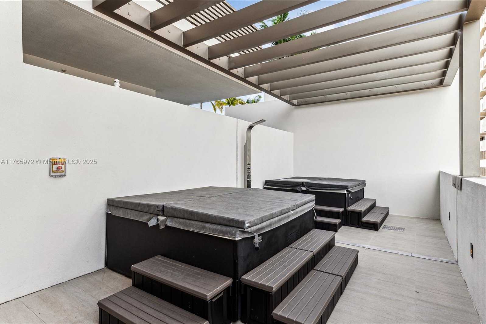 Small Image of 515 VALENCIA AVE #PH1301, Coral Gables Number 54