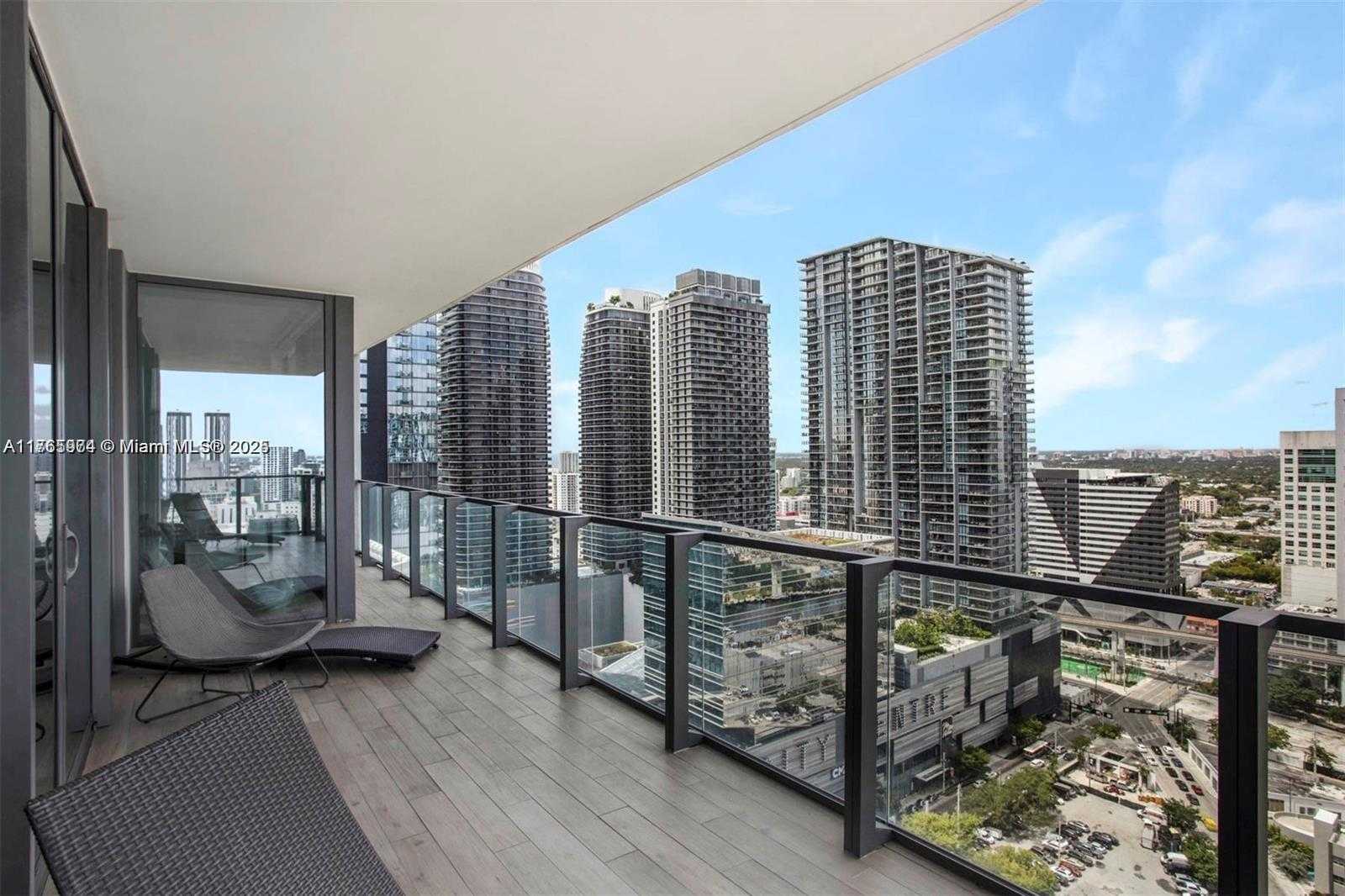 Small Image of 68 SOUTH EAST 6TH ST #2412, Miami Number 15