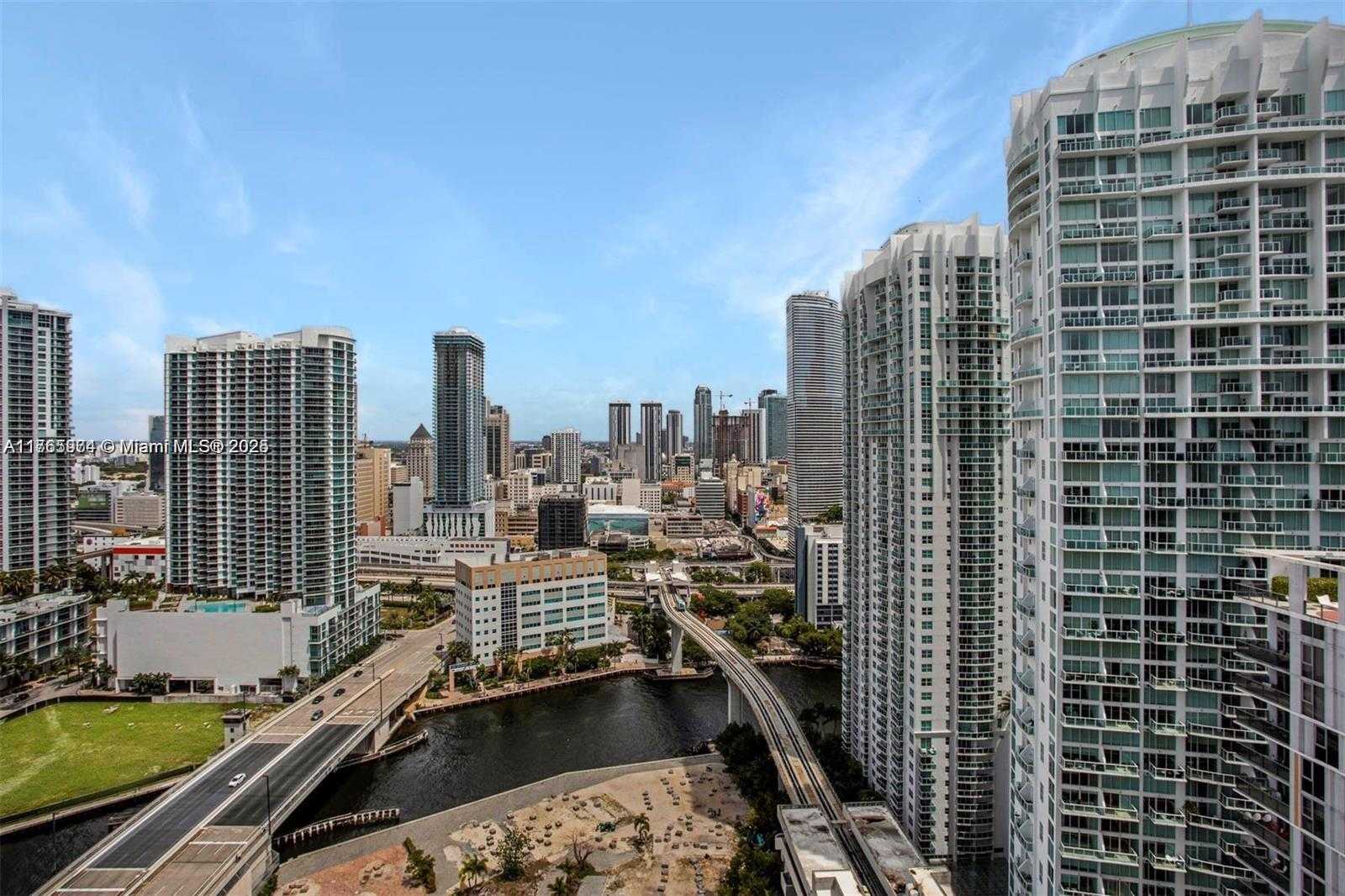 Small Image of 68 SOUTH EAST 6TH ST #2412, Miami Number 16