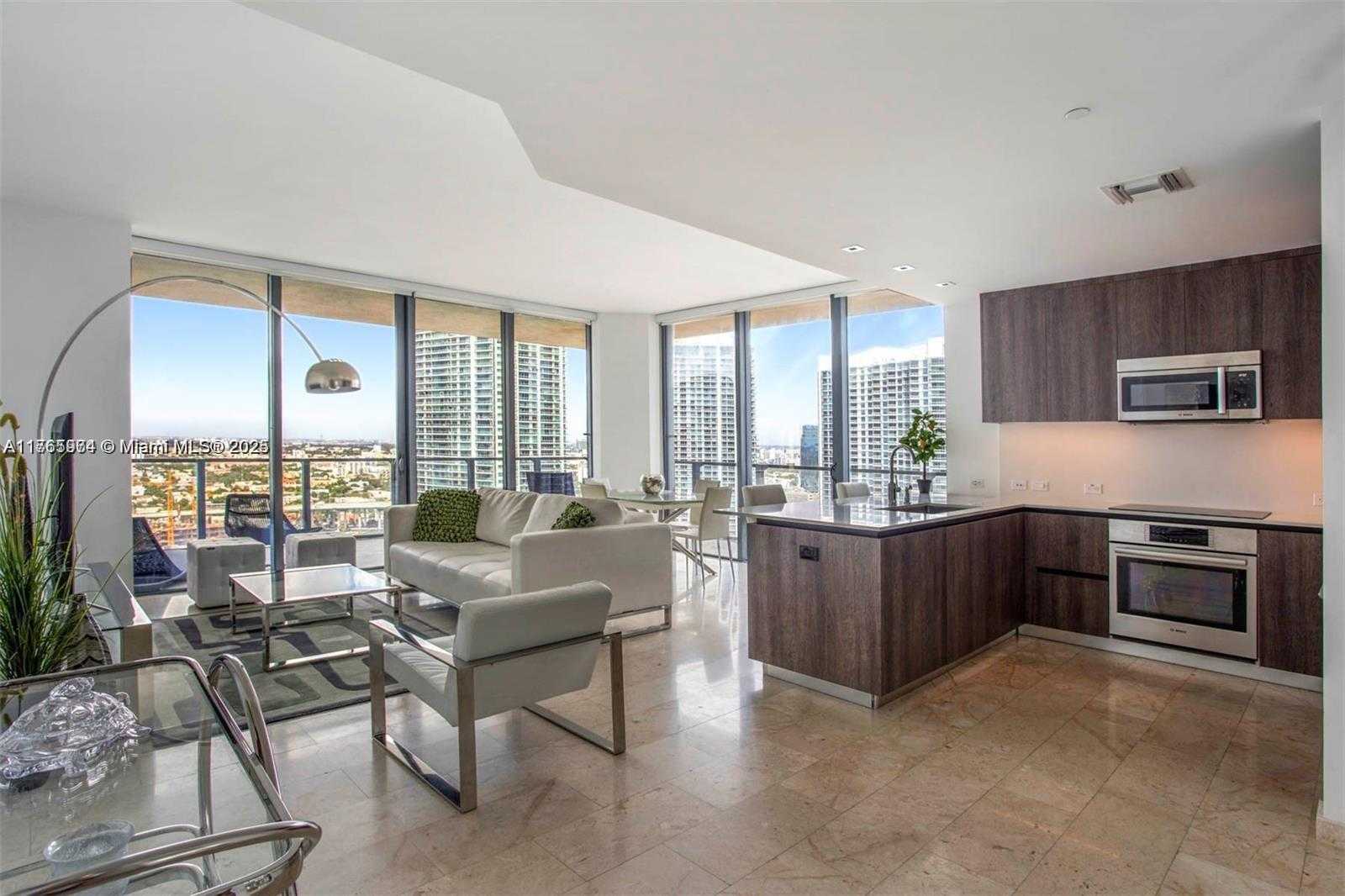Small Image of 68 SOUTH EAST 6TH ST #2412, Miami Number 2