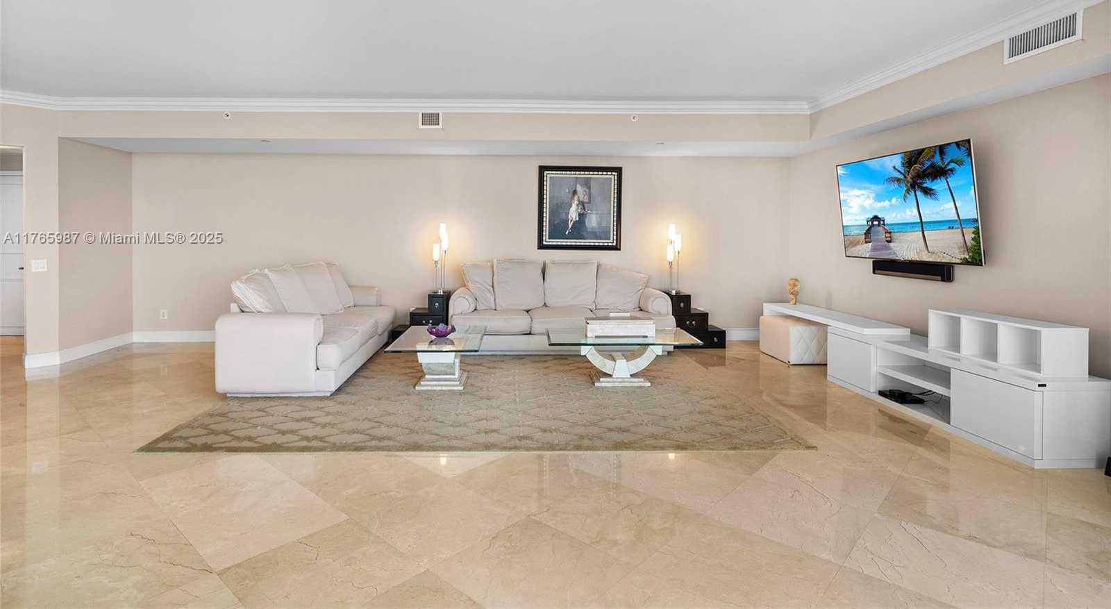 Small Image of 21200 POINT PL #1203, Aventura Number 12