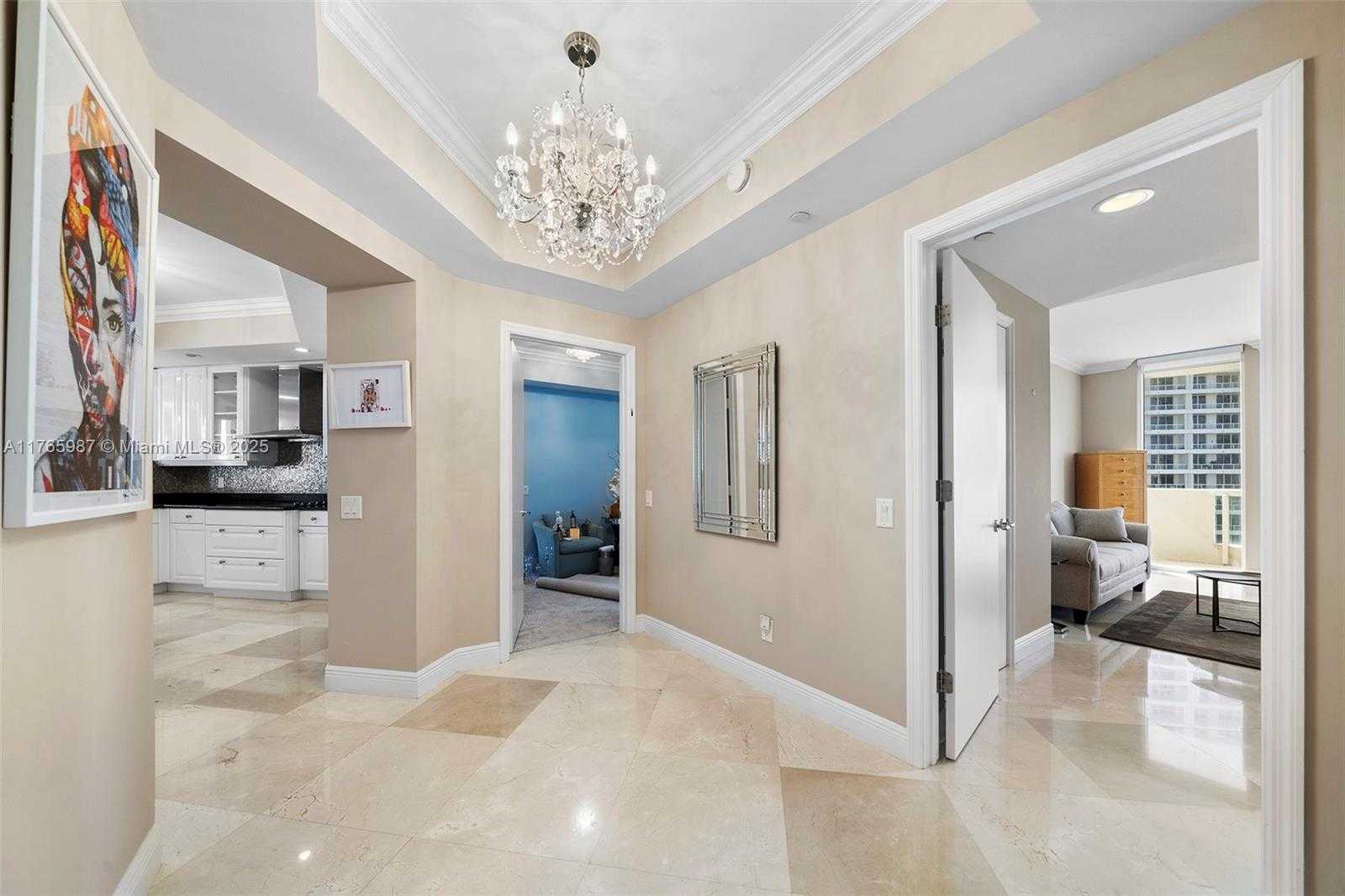 Small Image of 21200 POINT PL #1203, Aventura Number 30