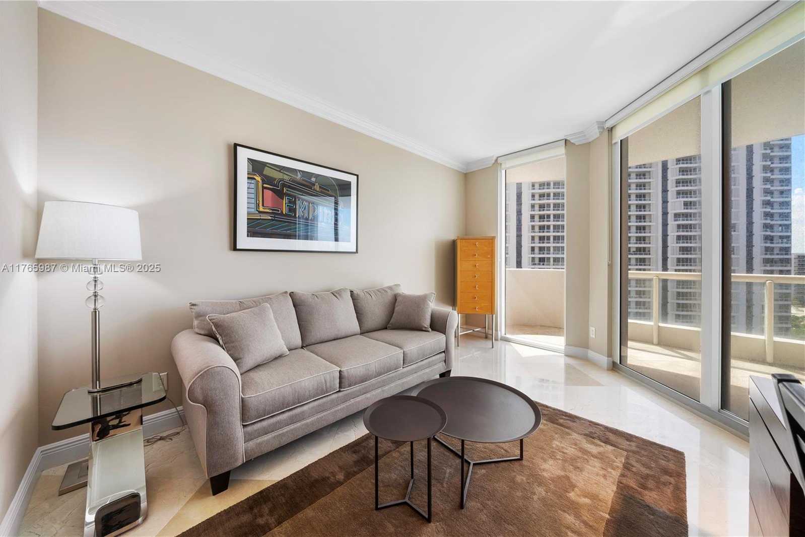 Small Image of 21200 POINT PL #1203, Aventura Number 34