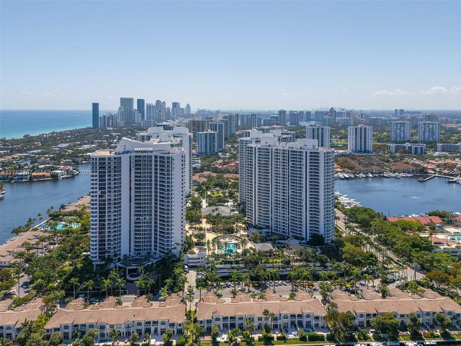 Small Image of 21200 POINT PL #1203, Aventura Number 51