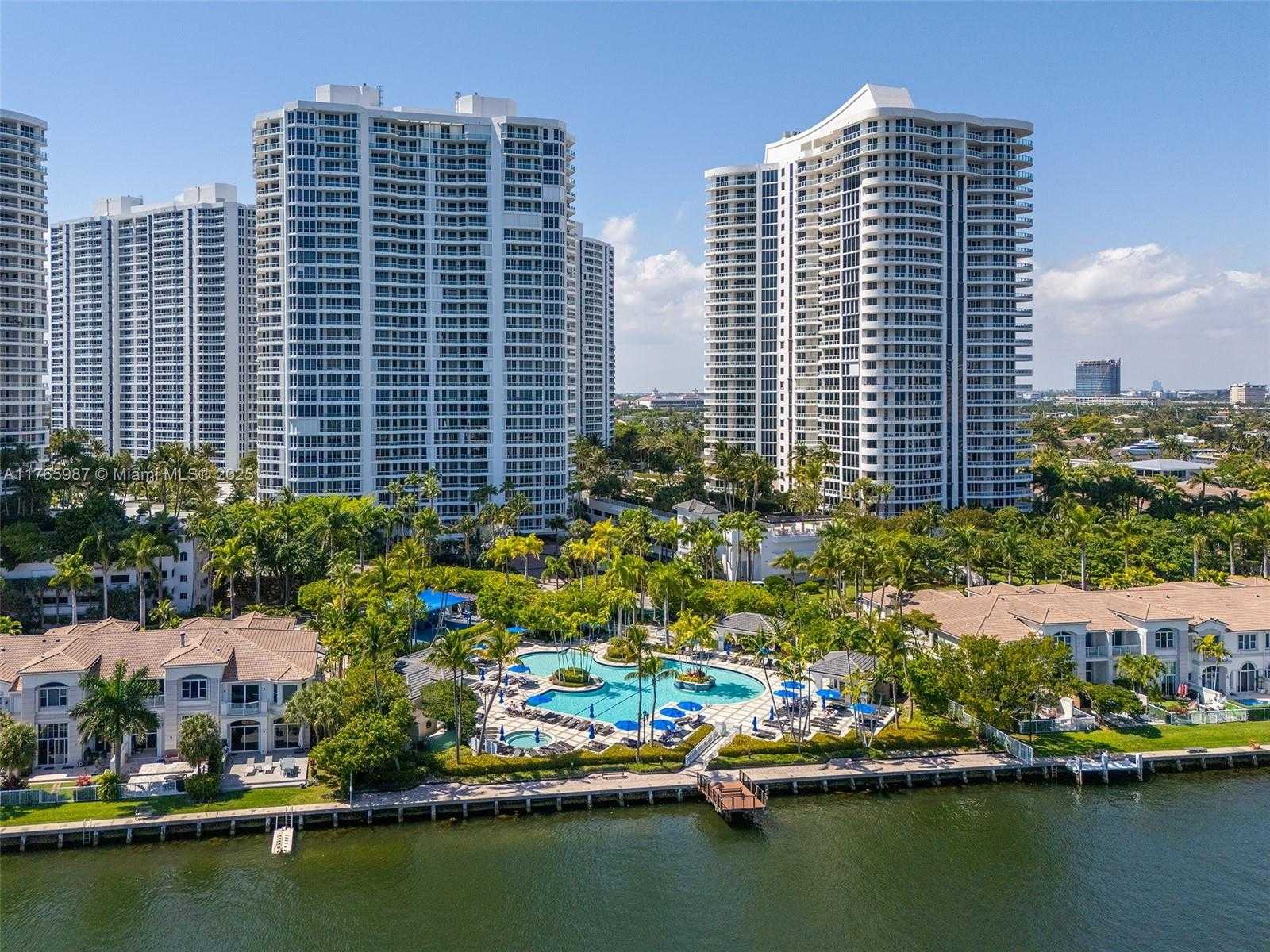 Small Image of 21200 POINT PL #1203, Aventura Number 56