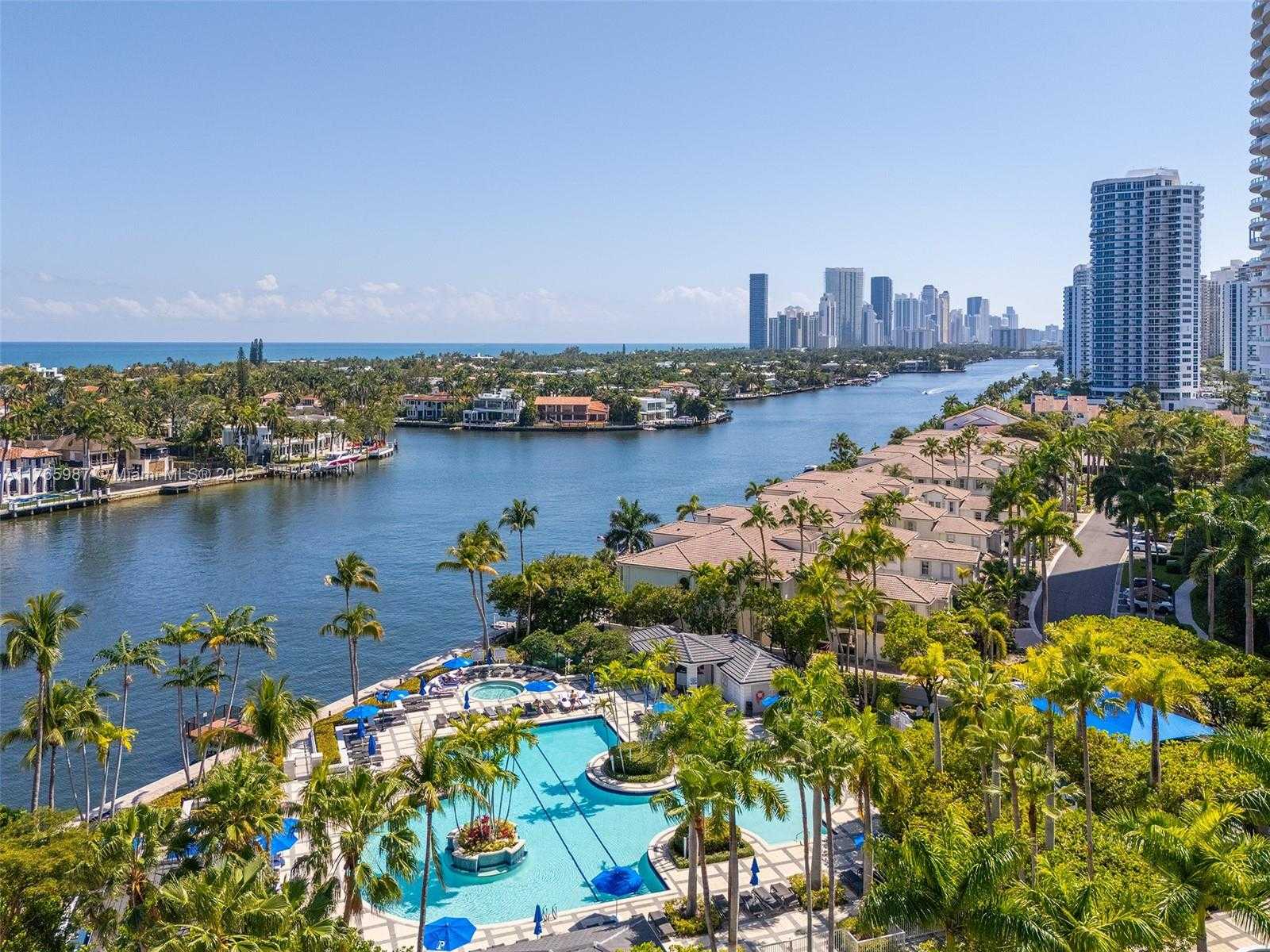 Small Image of 21200 POINT PL #1203, Aventura Number 58