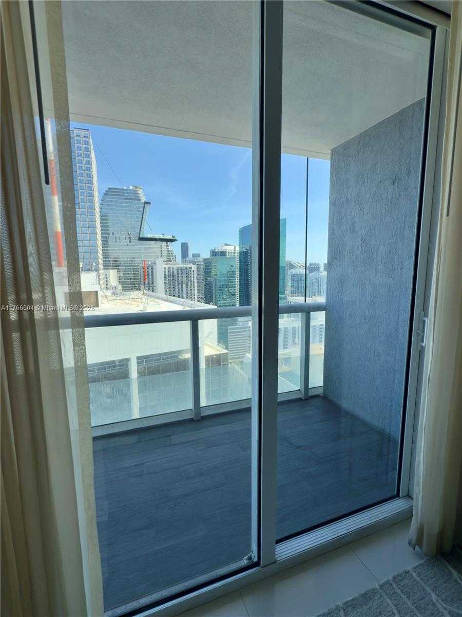 Small Image of 50 BISCAYNE BLVD #4810, Miami Number 22