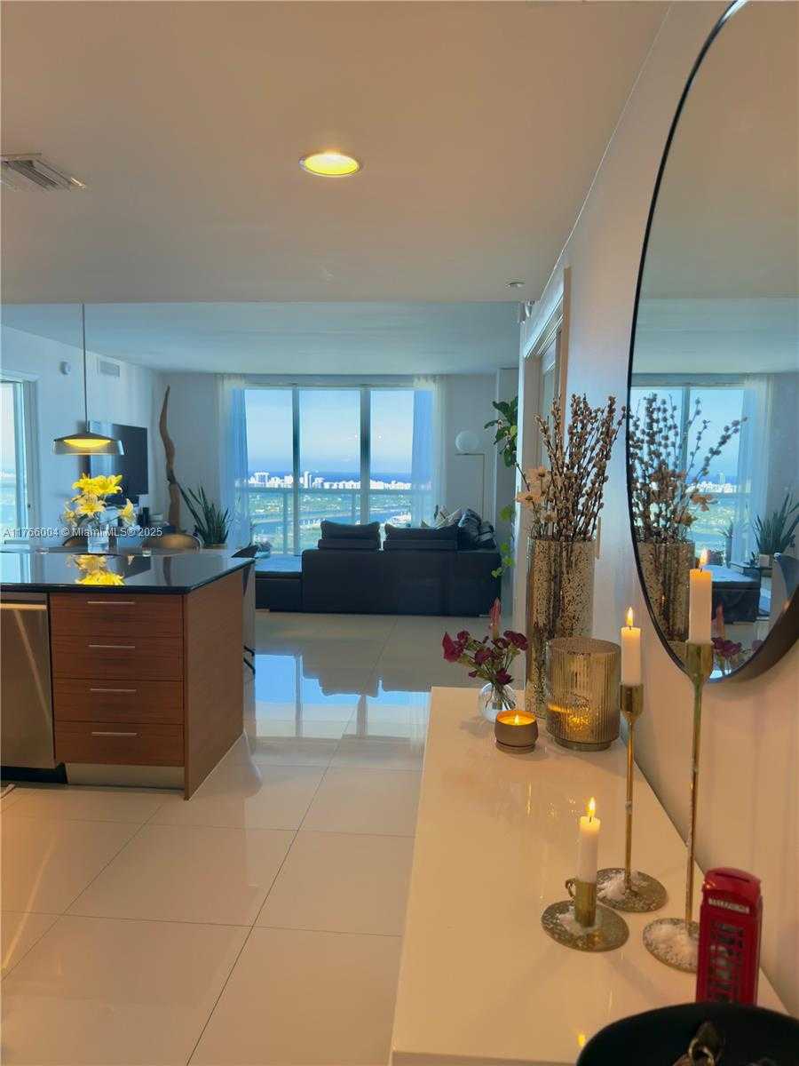 Small Image of 50 BISCAYNE BLVD #4810, Miami Number 23