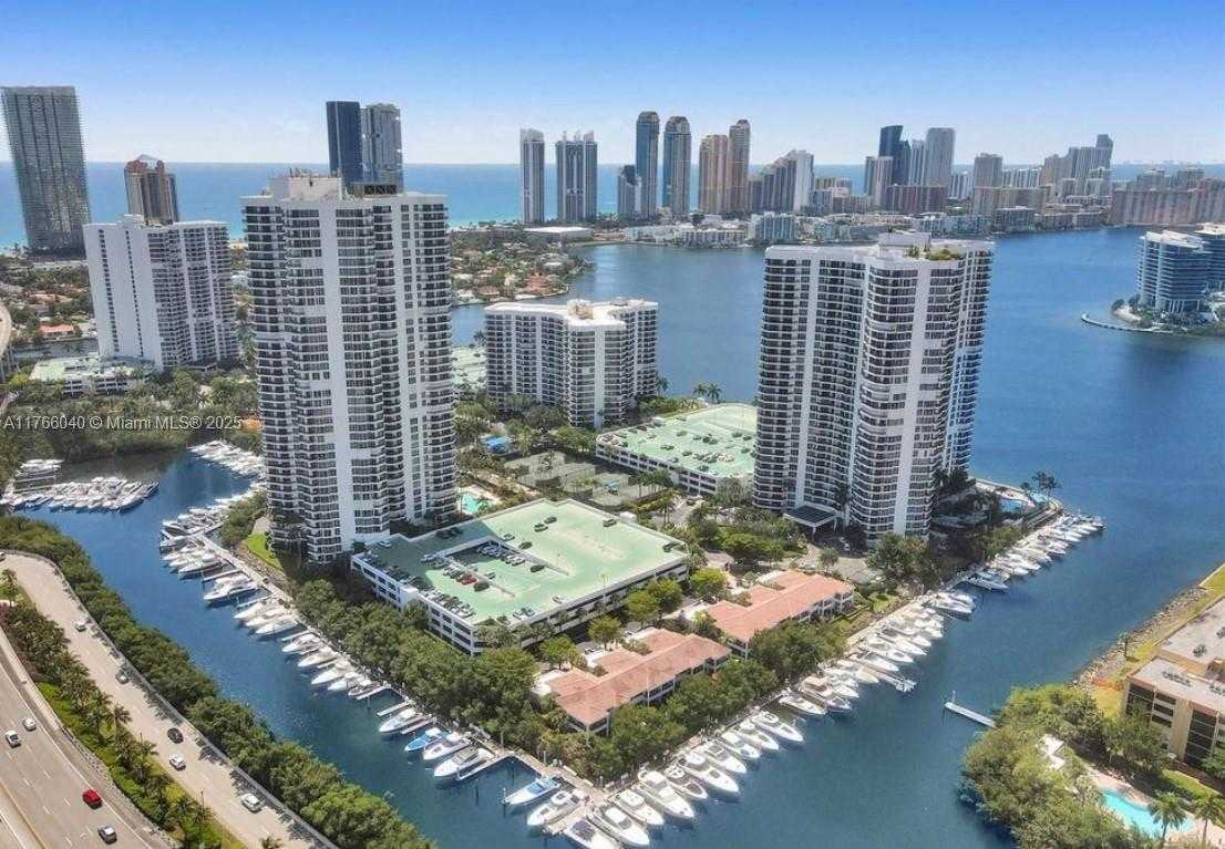Small Image of 3600 MYSTIC POINTE DR #LPH13, Aventura Number 28