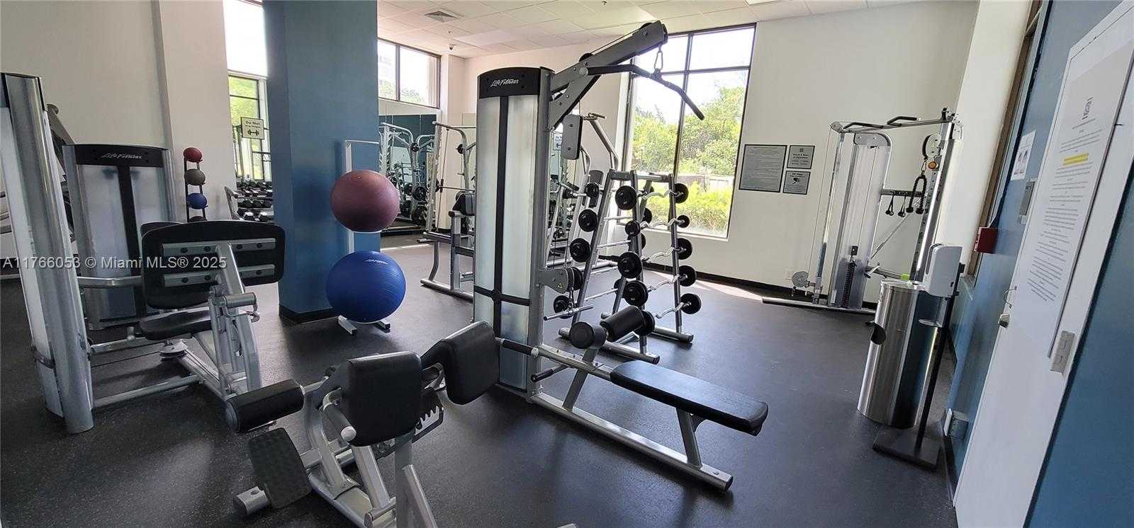 Small Image of 100 NORTH EAST BAYVIEW DR #226, Sunny Isles Beach Number 22