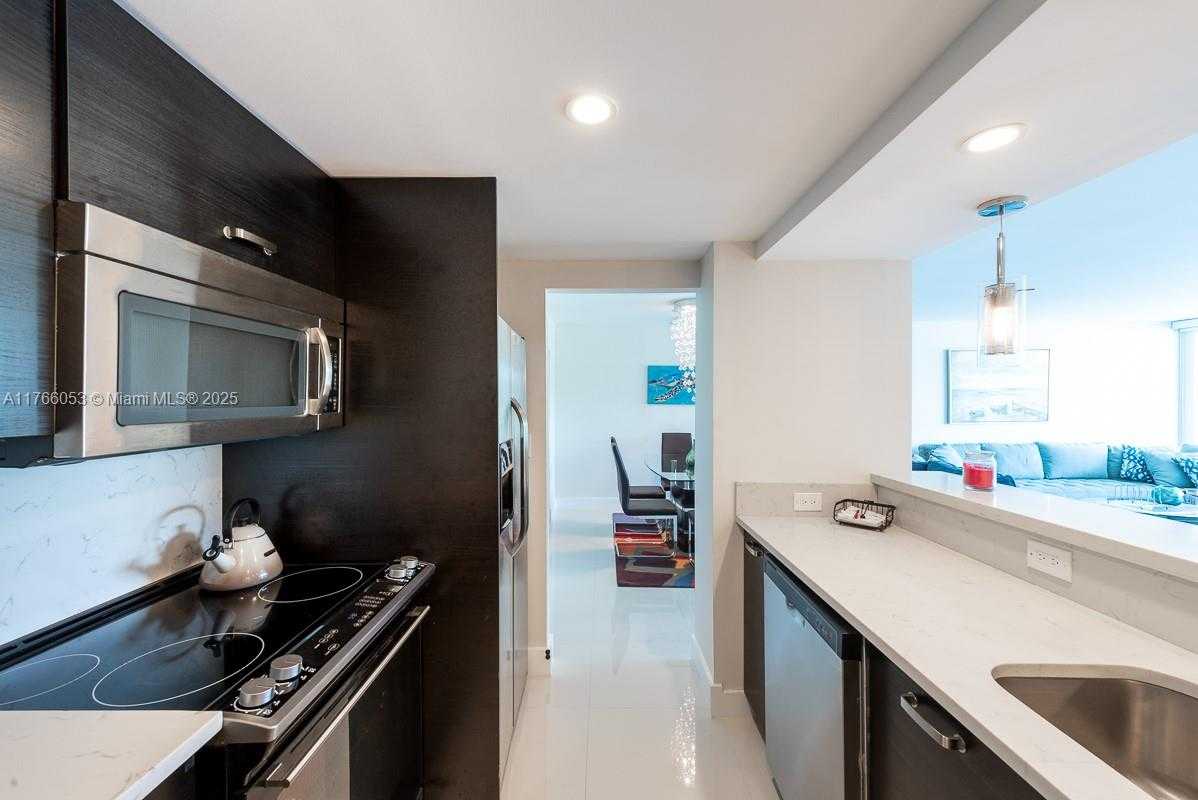 Small Image of 100 NORTH EAST BAYVIEW DR #226, Sunny Isles Beach Number 7