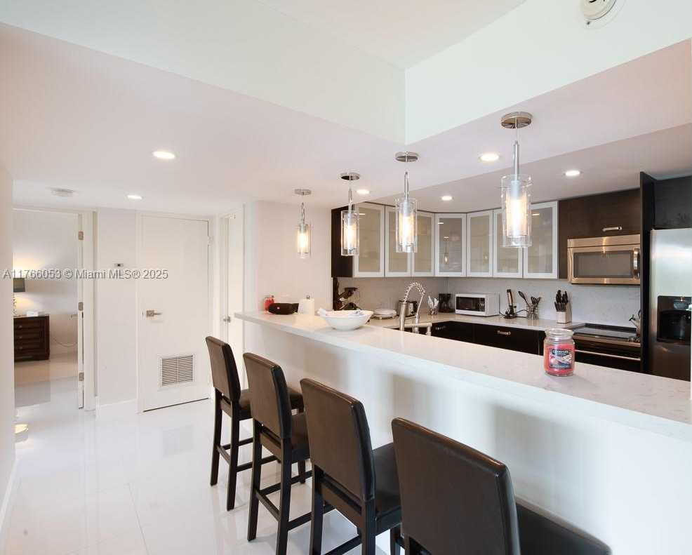 Small Image of 100 NORTH EAST BAYVIEW DR #226, Sunny Isles Beach Number 8