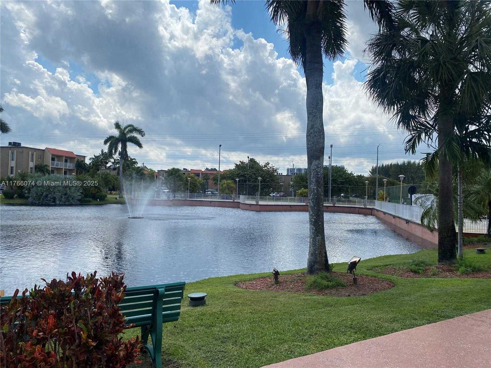 Small Image of 5102 NORTH WEST 79TH AVE #304, Doral Number 6