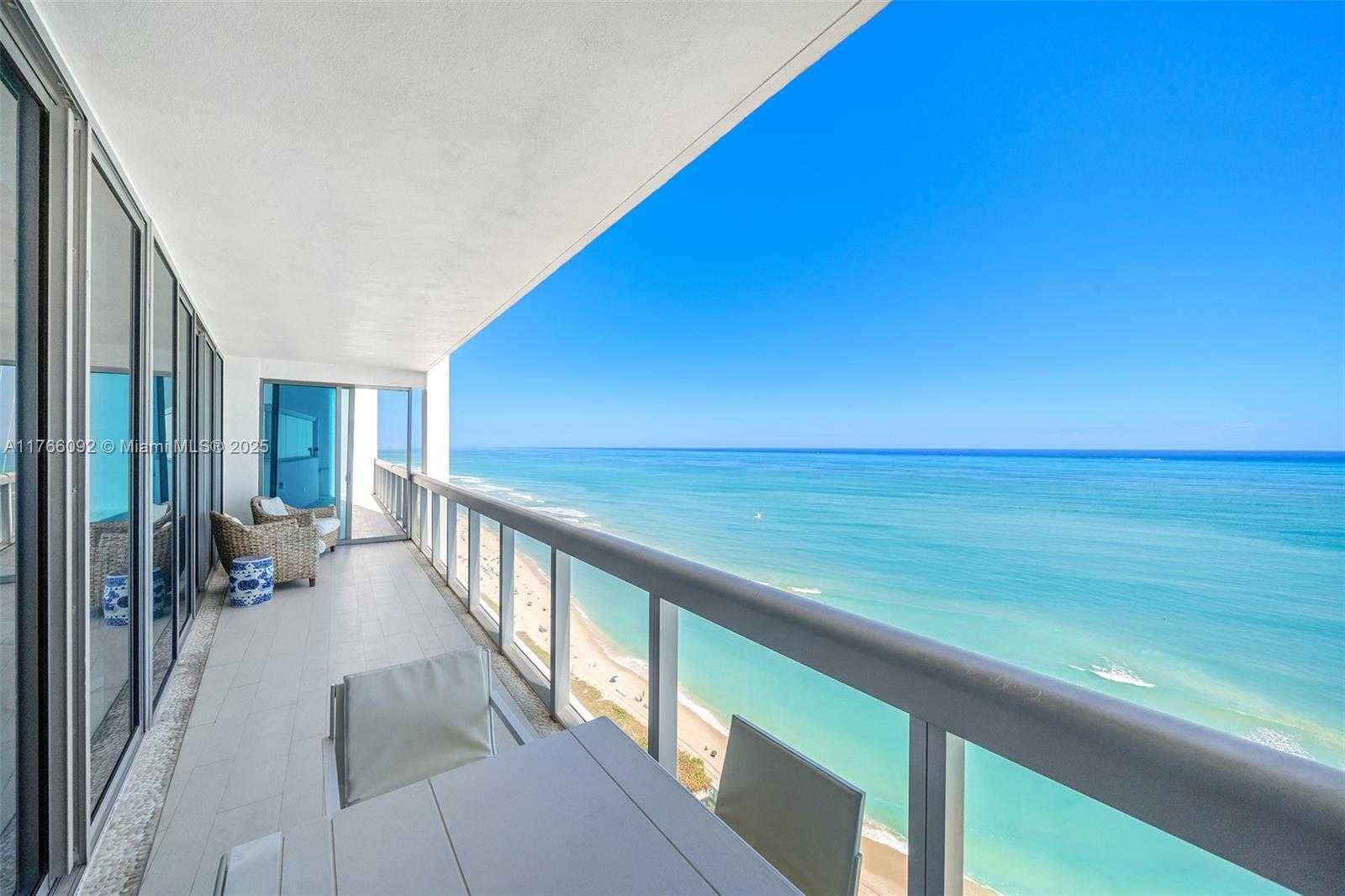 Small Image of 6899 COLLINS AVE #2307/10, Miami Beach Number 16