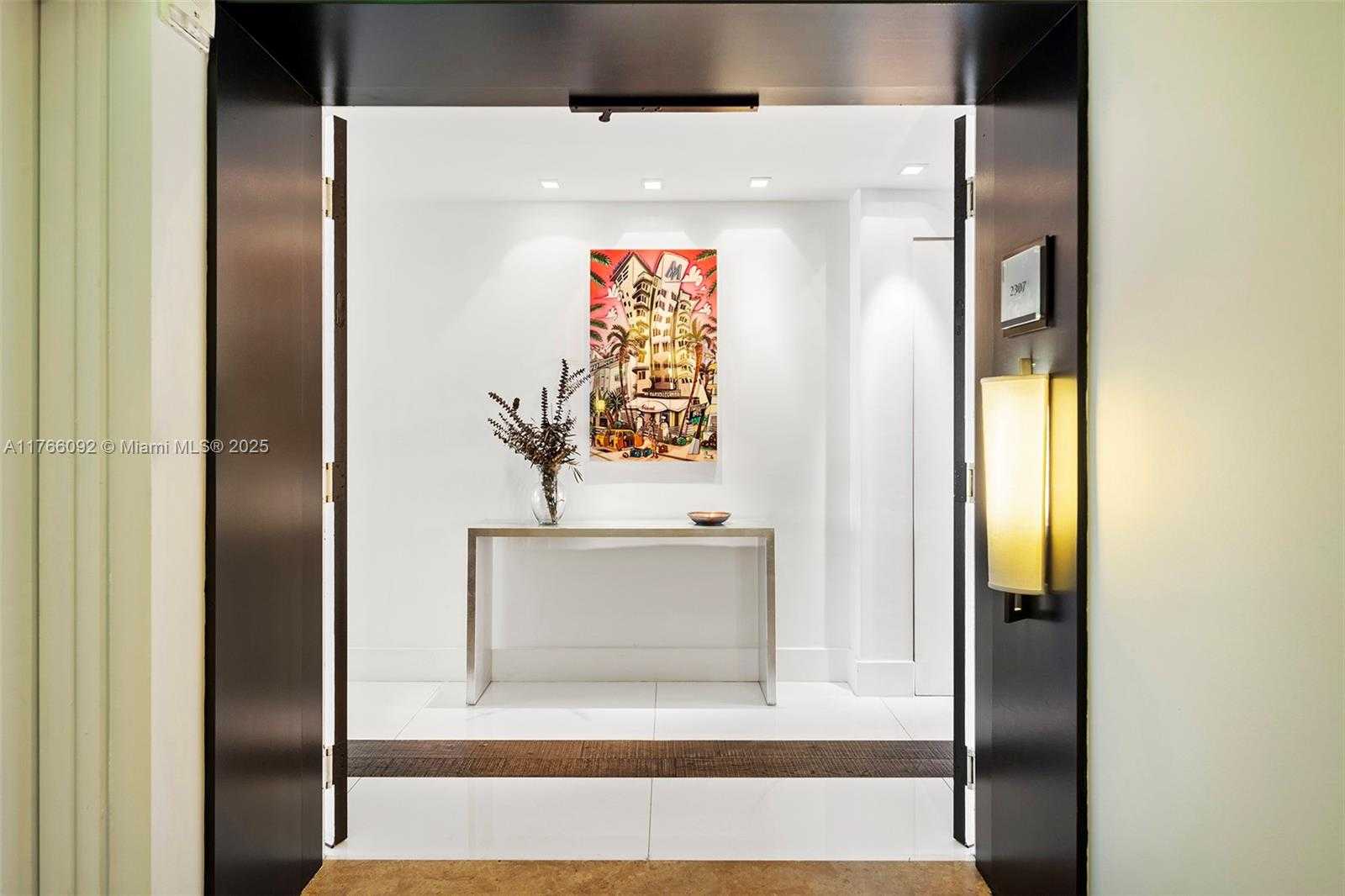 Small Image of 6899 COLLINS AVE #2307/10, Miami Beach Number 5