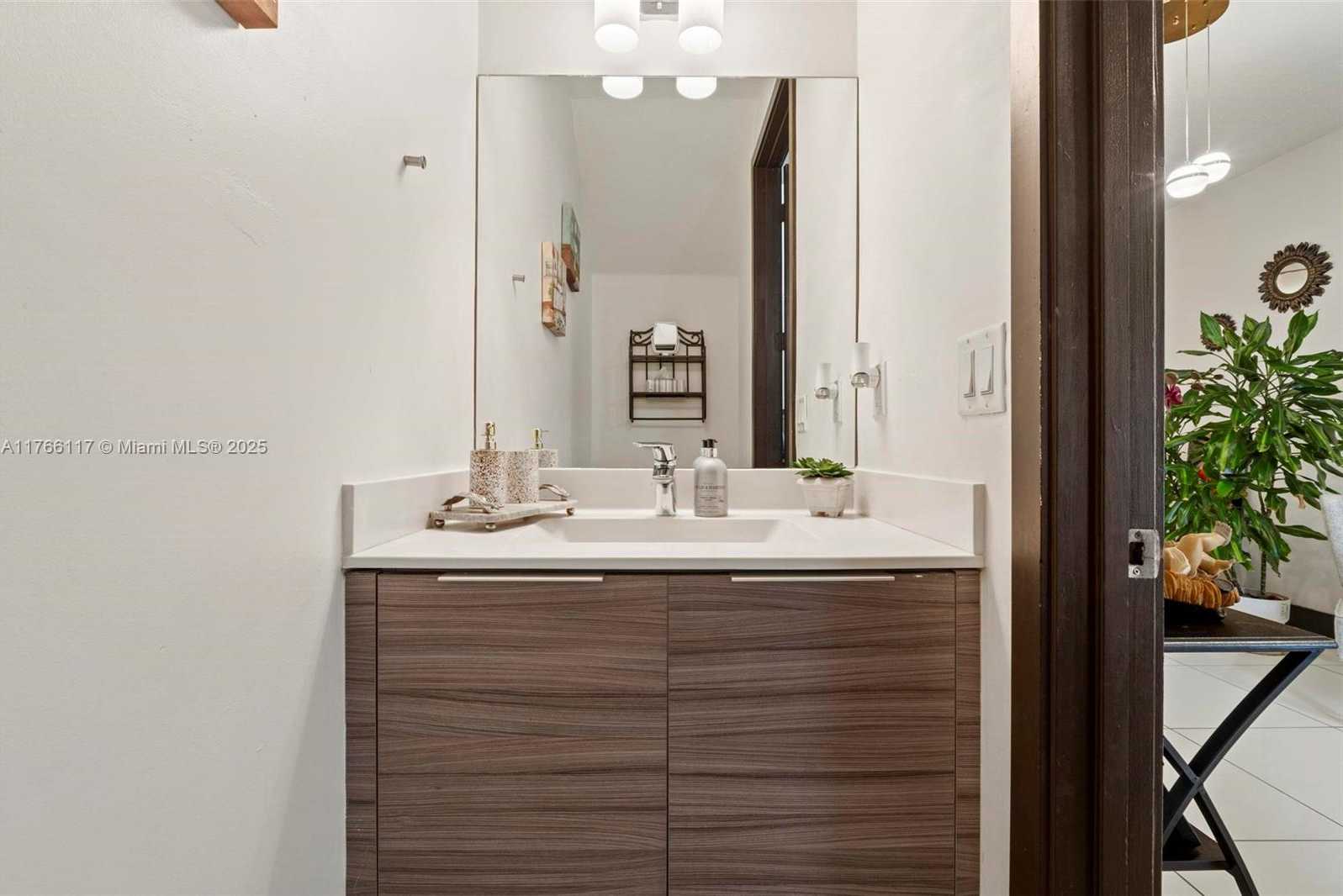 Small Image of 15788 NORTH WEST 91ST CT #1, Miami Lakes Number 16