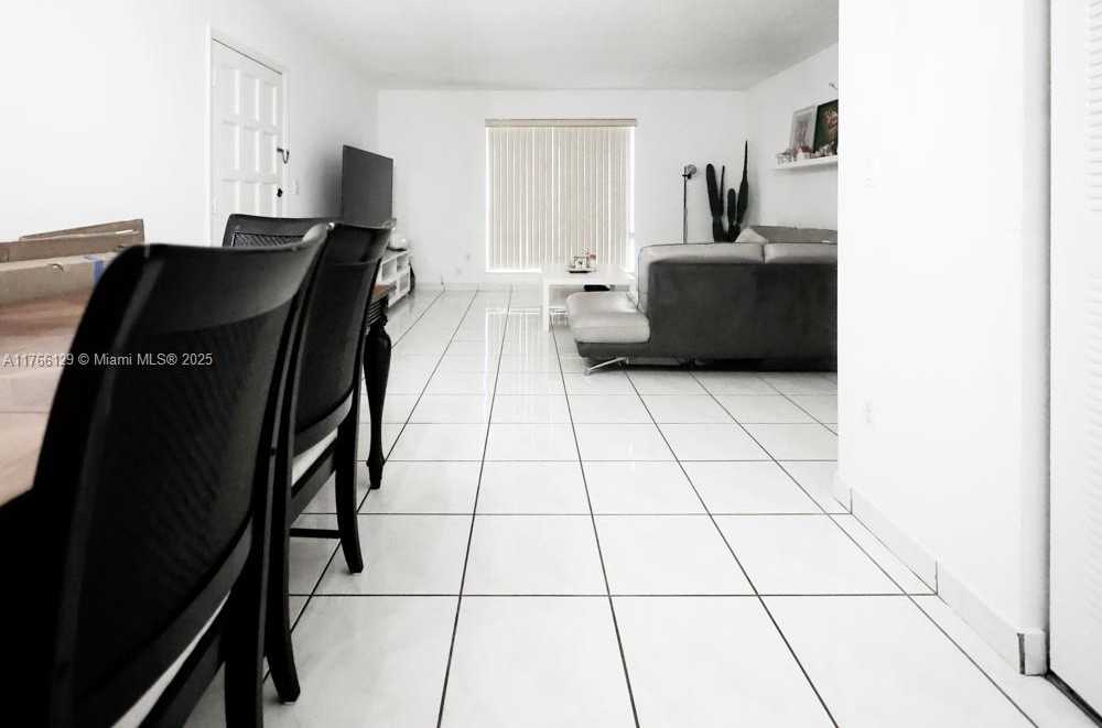 Small Image of 10772 NORTH KENDALL DR #G5, Miami Number 15