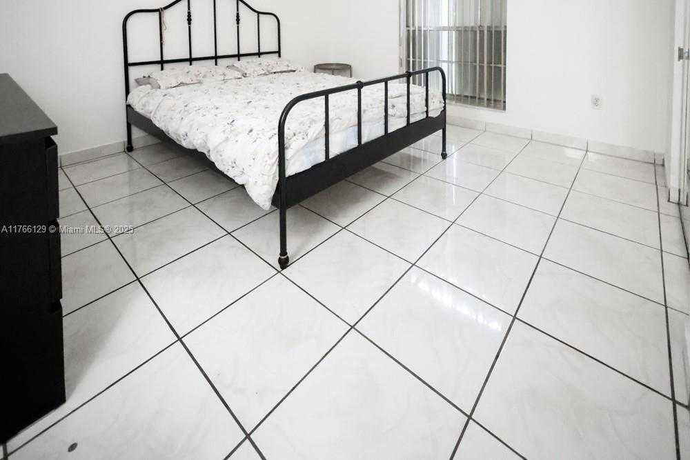 Small Image of 10772 NORTH KENDALL DR #G5, Miami Number 19