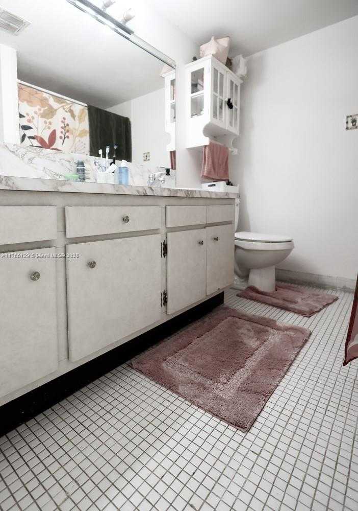 Small Image of 10772 NORTH KENDALL DR #G5, Miami Number 21