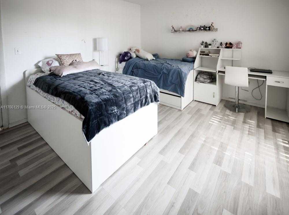 Small Image of 10772 NORTH KENDALL DR #G5, Miami Number 22