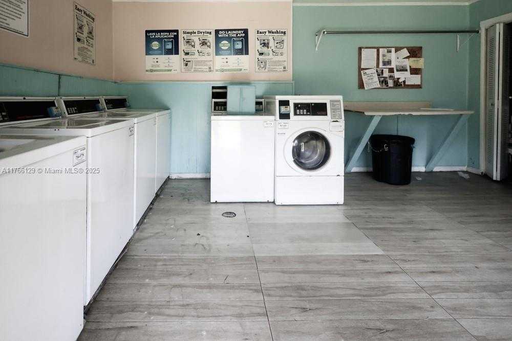 Small Image of 10772 NORTH KENDALL DR #G5, Miami Number 26