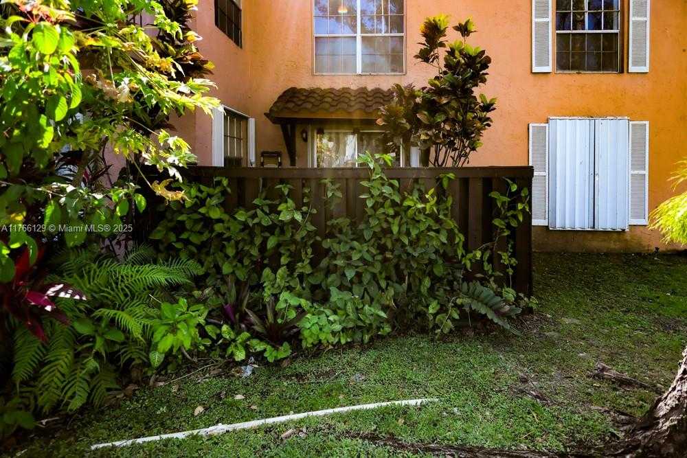 Small Image of 10772 NORTH KENDALL DR #G5, Miami Number 28