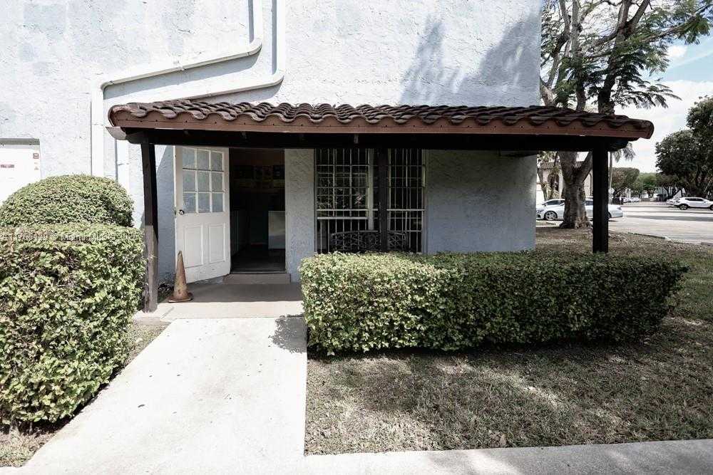 Small Image of 10772 NORTH KENDALL DR #G5, Miami Number 32