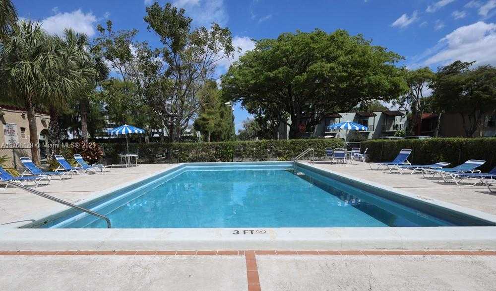 Small Image of 10772 NORTH KENDALL DR #G5, Miami Number 34