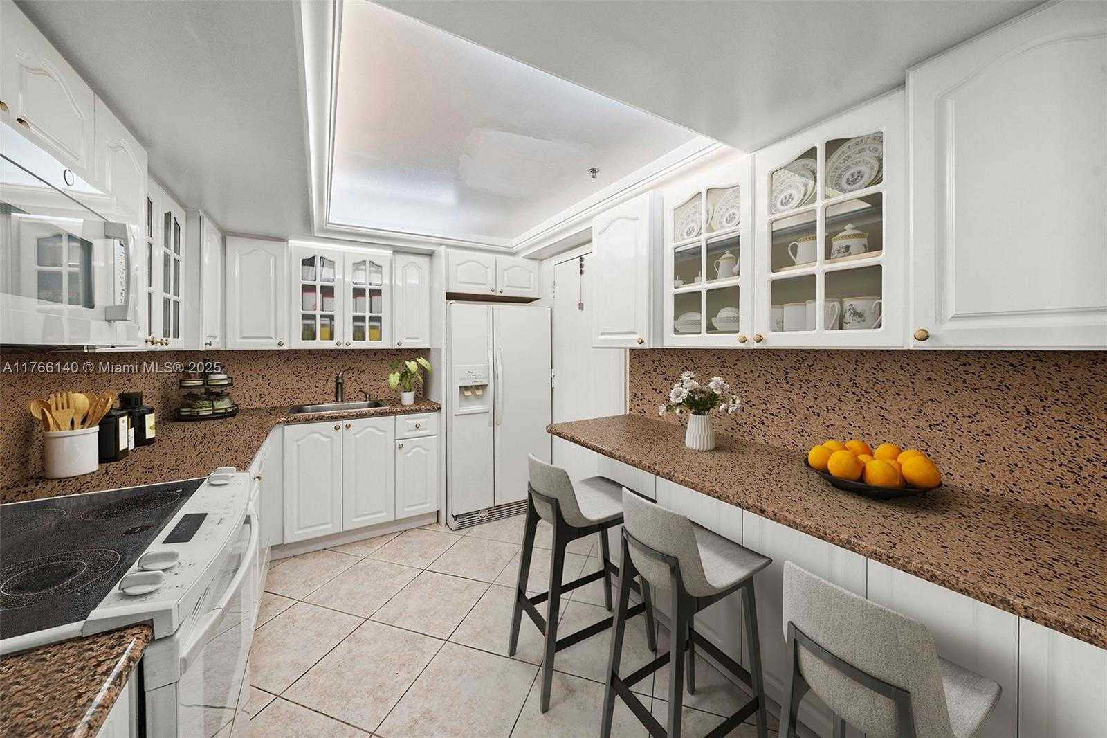 Small Image of 6039 COLLINS AVE #1733, Miami Beach Number 7