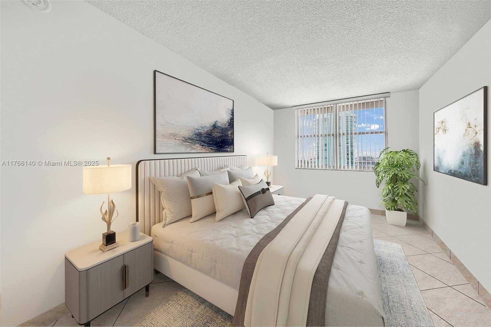 Small Image of 6039 COLLINS AVE #1733, Miami Beach Number 8